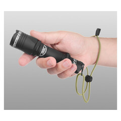 Фенер Armytek Dobermann XP-L HI White F02003BC