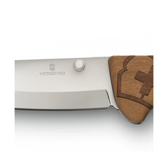 Швейцарски джобен нож Victorinox Evoke Wood 0.9415.D630, орех