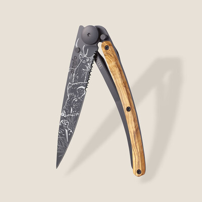 Джобен нож Deejo 37g, Olive wood / Hunting scene
