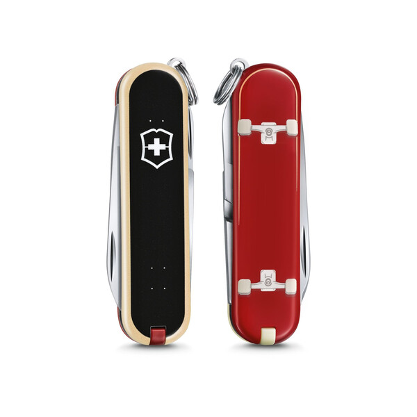 Швейцарски джобен нож Victorinox Classic LE 2020 Skateboarding 0.6223.L2003