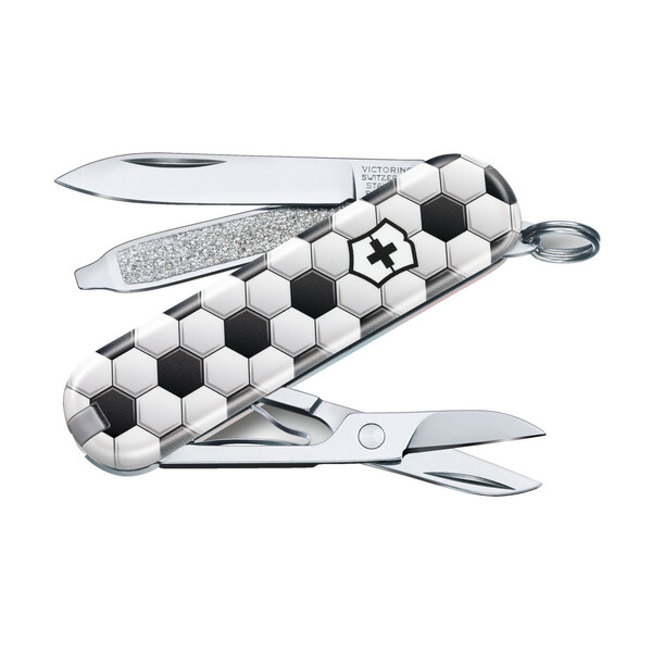 Швейцарски джобен нож Victorinox Classic LE 2020 World of Soccer 0.6223.L2007