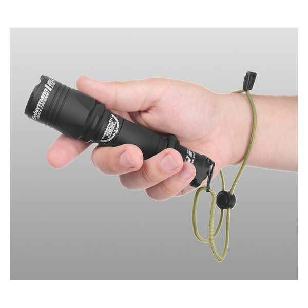 Фенер Armytek Dobermann XP-L HI White F02003BC