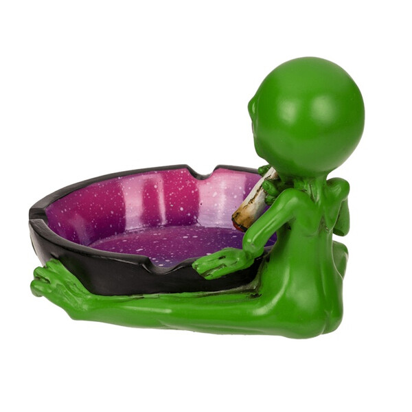 Пепелник от полирезин, Alien with joint