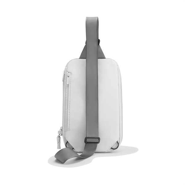 Чанта XD-design Urban Water Resistant Expandable Sling, бяла